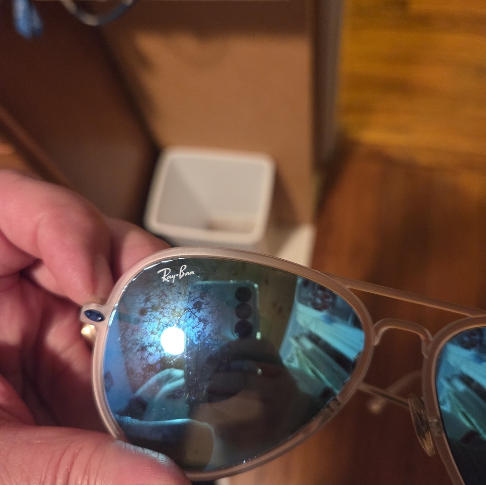 Ray-Ban Aviator Light Ray Sunglasses  RB4211 - Picture 6 of 7